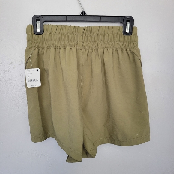 Free People Movement NWT Women's Small Olive Green Athletic Shorts Athleisure - Picture 2 of 10